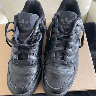 Sneakers Adidas nere