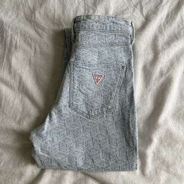 Guess Jeans