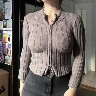 Zip Pulli