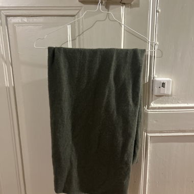 Olive- Merino Schal
