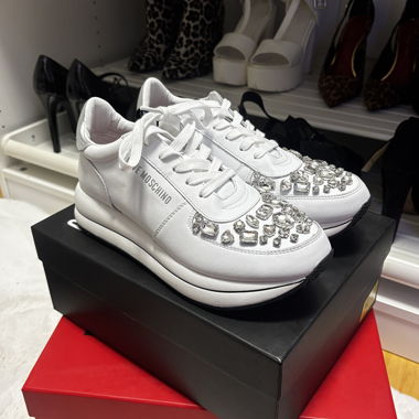 LOVE MOSCHINO Sneaker with Stones