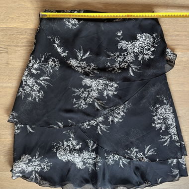 KappAhl Floral Skirt Size 40