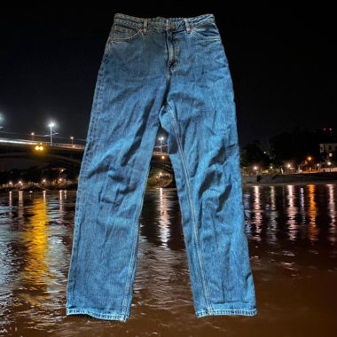baggy blue jeans