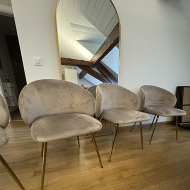 4 chairs from Westwing in excellent conditions