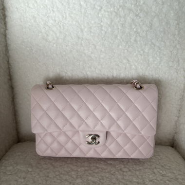 Chanel Classic Flap Medium - 22P Light Pink LGHW