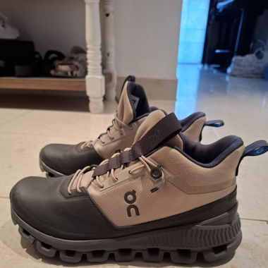 Cloud Hi Laufschuhe - Beige und Anthrazit