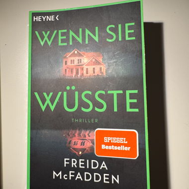 Freida McFadden Thriller Book