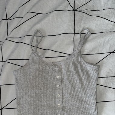 Spitze crop top