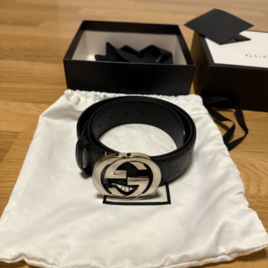 GUCCI belt