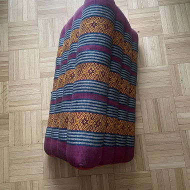 Thai Dreieckskissen für den Boden