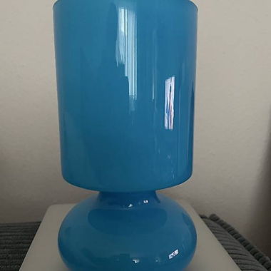 Lampada da tavolo blu IKEA