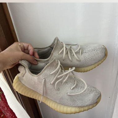 Yeezy boost 350 v2 cream