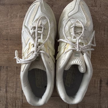 New Balance Sneaker