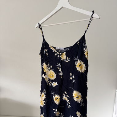 Kleid Mango