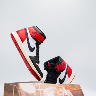Jordan 1 High OG black toe Reimagined 