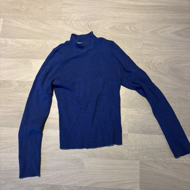 Top lungo blu elettrico