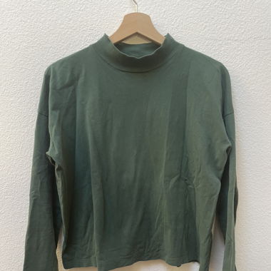 Grüner Pullover Collectif mon amour