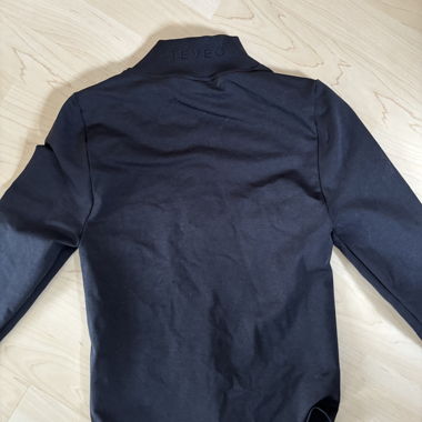 Teveo black cropped sports jacket