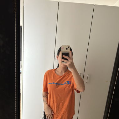 Champion Shirt