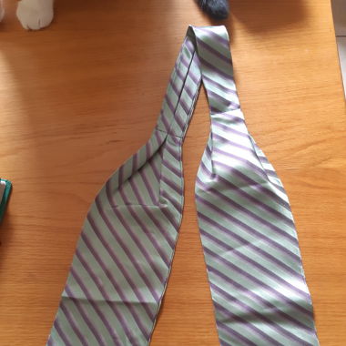 Cravatta corta simil ascot