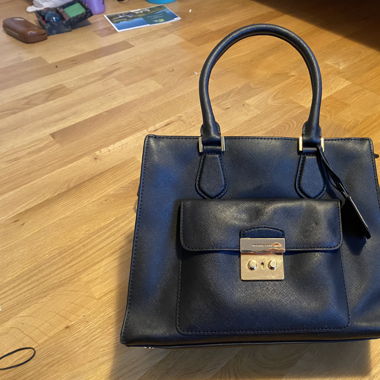 MICHAEL Michael Kors Black Leather Bridgette Tote