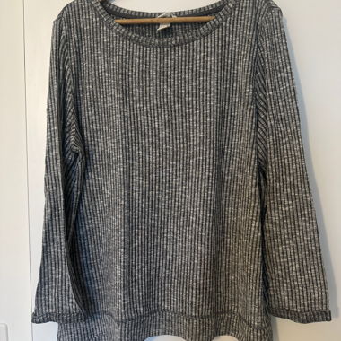 T-shirt à manches longues côtelé H&M (taille M, gris-noir)
