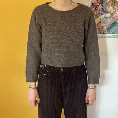 brauner Wollpullover