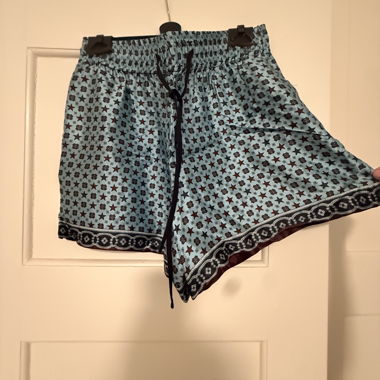 Sandro-Shorts - Gr. 42 - Neu mit Etikett 