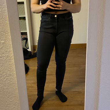 Jeans slim noir. Tommy Hilfiger 36