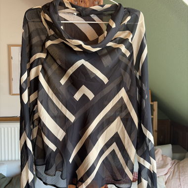 Transparent Pattern Blouse