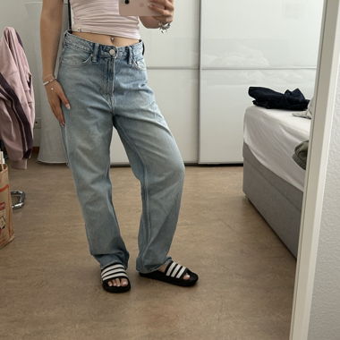 Hellblaue Baggy Jeans