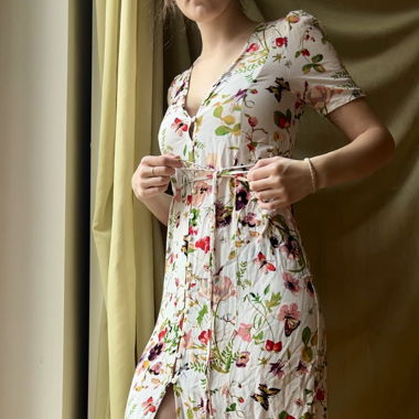 Romantisches Kleid mit Blumenmuster