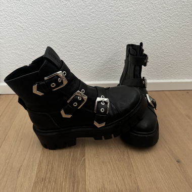 Black Biker Boots