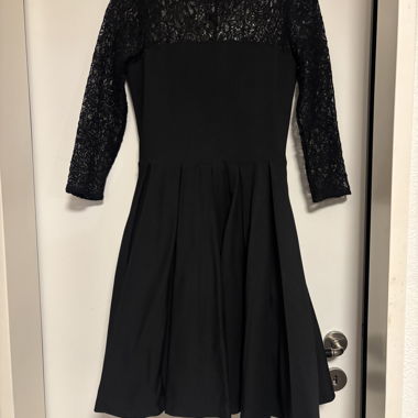 Elegant lace dress