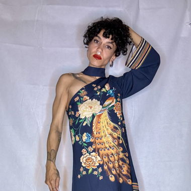 One shoulder Kleid
