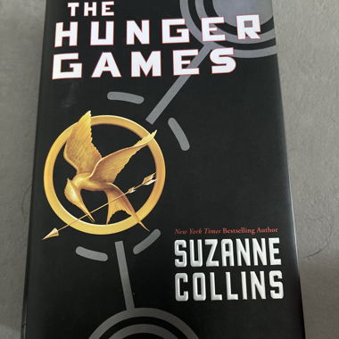 The Hunger Games - Suzanne Collins 