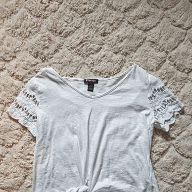 tshirt blanc manches dentelle 