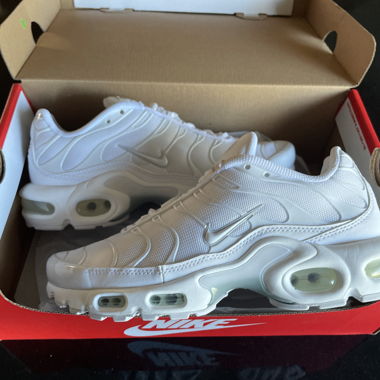 WMNS Air Max Plus
