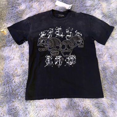 T-shirt with motif 