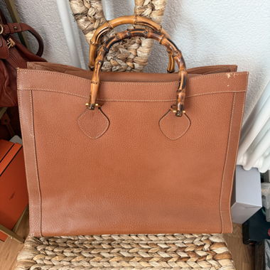 Borsa in pelle Gucci (fodera che si stacca)