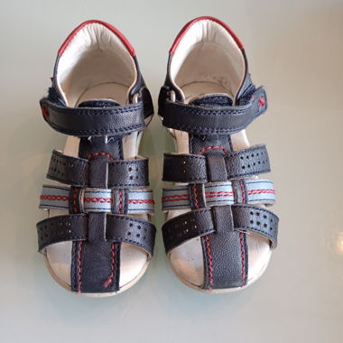 Sandales garçon en cuir bleu marine Freemouss