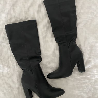 Black Boots with Block Heel