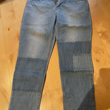 Pantaloni in jeans