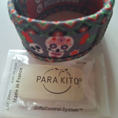 Para Kito bracelet with 2 new refills
