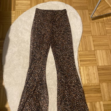 Elephant paste leopard