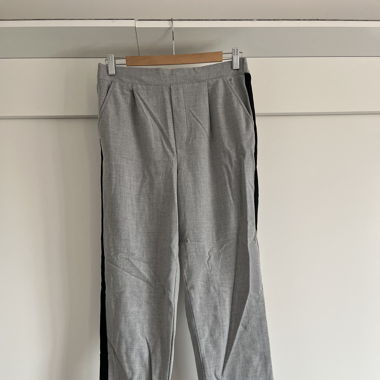 Sportliche Stoffhose