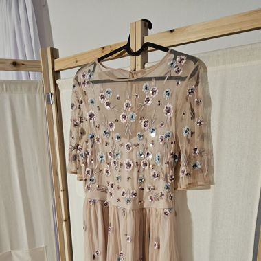 Altrosa besticktes Pailletten Kleid