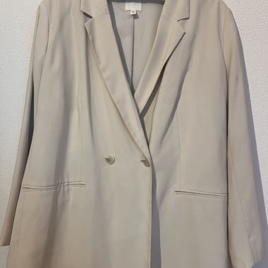 Blazer beige pour femmes
