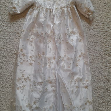 Robe neuve dans son emballage 