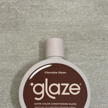 Glaze conditioning gloss